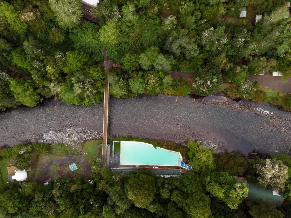 Termas De Aguas Calientes Villa Пуехуе Екстериор снимка