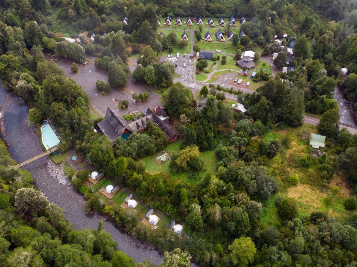 Termas De Aguas Calientes Villa Пуехуе Екстериор снимка